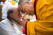Молебен о жертвах землетрясения в Тибете и пуджа долгой жизни