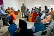 Его Святейшество Далай-лама ведет диалог с участниками 33-го Всемирного Конгресса Международной Ассоциации за свободу вероисповедания в  Catholic Renewal Center в Кочи, штат Керала, 4 сентября 2010