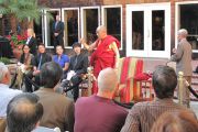 Далай-лама на встрече с китайскими студентами, преподавателями и сотрудниками Стэнфордского университета, 14 октября 2010