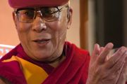 Его Святейшество Далай-лама на конеференции «Определение статуса текущих исследований и новых направлений» в университете Эмори 18 октября 2010 г.