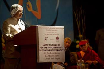 А. П. Дж. Абдул Калам: Созерцательная наука дополняет современную науку