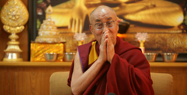 Далай-лама поздравил калмыцкий народ с национальным праздником Зул