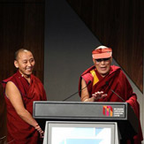 Продолжается визит Далай-ламы в Австралию