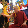 Далай-лама выступил в Чикаго с лекцией о межрелигиозной гармонии, организованной Теософским обществом