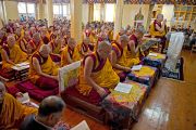 Его Святейшество Далай-лама принял участие в молебне о тех, кто погиб, и о тех, кто пострадал во время последних акций протеста в Тибете. Дхарамсала, Индия. 19 октября 2011. Фото: Тензин Чойджор (Офис ЕСДЛ)