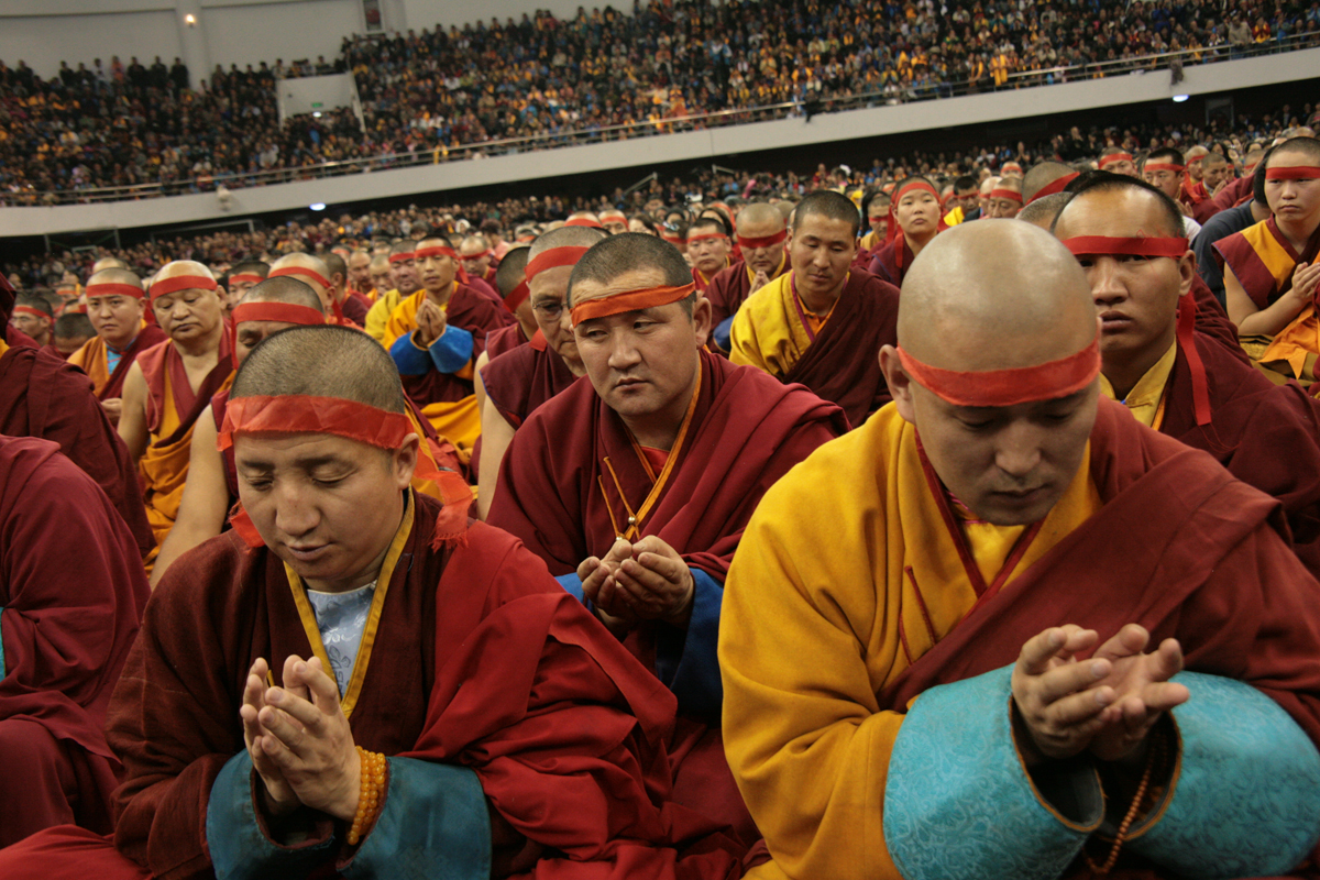 Буддисты это кто. Далай лама Тибет. Тибет ламаизм. Буддистский монах Монголия. Тибетский монах Далай лама.