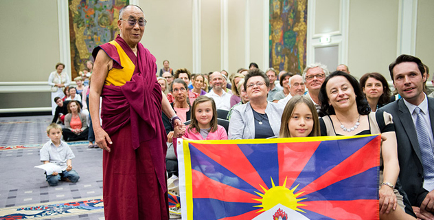 Далай-лама встретился с кардиналом Шенборном и принял участие в молебне в соборе Св. Стефана в Вене