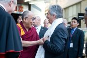 Его Святейшество Далай-лама и канцлер Австрии Вернер Файман. Вена, Австрия. 26 мая 2012 г. Фото: Тензин Чойджор (Офис ЕСДЛ)