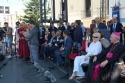 Его Святейшество Далай-лама выступает в Палаццо Баронале в Матере, Италия, 25 июня 2012 г. Фото: Тони Вече