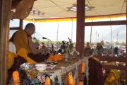 На третий, заключительный день учений в Падуме, Занскар, Его Святейшество Далай-лама даровал посвящение Авалокитешвары. Штат Джамму и Кашмир, Индия. 30 июля 2012 г. Фото: Тензин Такла (Офис ЕСДЛ)