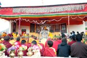 Во время учений Его Святейшества Далай-ламы в монастыре Шачукул, расположенном в отдаленном районе Ладака Чангтанг. Штат Джамму и Кашмир, Индия. 9 августа 2012 г. Фото: Тензин Такла (Офис ЕСДЛ)