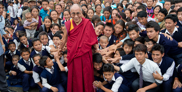 Его Святейшество Далай-лама принял участие в праздновании юбилея фонда «Тибетские дома» в Массури