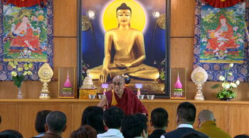 Его Святейшество Далай-лама во второй раз встретился с группой из Вьетнама