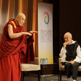 Его Святейшество Далай-лама беседует об этике, ценностях и благополучии в Бостоне