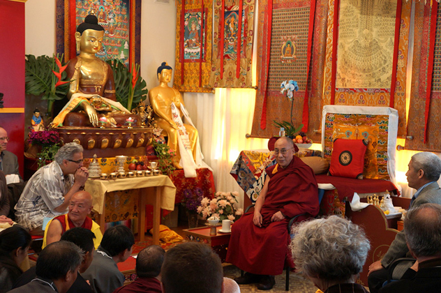 Его Святейшество Далай-лама рассказал об искусстве сострадания в университете Западного Коннектикута