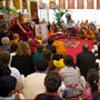 Далай-лама встерчается с членами буддийского центра "Гхепел Линг" в Милане