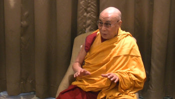 Далай-лама: мы слишком большие индивидуалисты