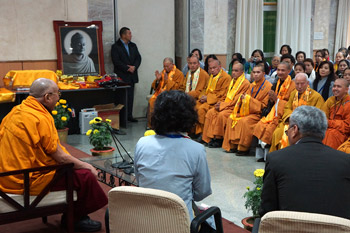 Его Святейшество Далай-лама принял участие в Международной конференции буддийской сангхи