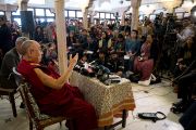 Его Святейшество Далай-лама беседует с журналистами в Джайпуре, Индия. 24 января 2013 г. Фото: Тензин Чойджор (Офис ЕСДЛ)