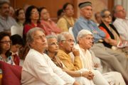 Некоторые из присутствовавших на встрече с Его Святейшеством Далай-ламой, организованной Фондом всеобщей ответственности в Нью-Дели, Индия, 22 марта 2013 г. Фото: Тензин Пунцог (NAVA)