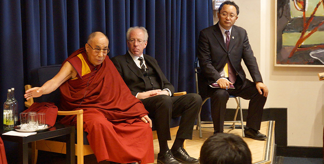 Далай-лама в Кембриджском университете: встречи и беседа о воспитании сердца 