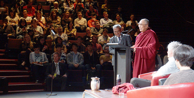 В Сиднее Его Святейшество Далай-лама говорил о ведущей роли образования 