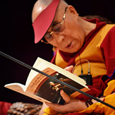 В Сиднее прошел второй день учений Его Святейшества Далай-ламы по тексту “Драгоценный светильник: хвала бодхичитте”
