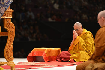 В Сиднее Его Святейшество Далай-лама завершил учения по тексту “Драгоценный светильник: хвала бодхичитте”