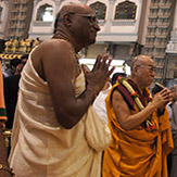 Его Святейшество Далай-лама призвал молодых людей проявлять сострадание