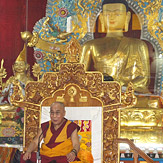 Далай-ламу восторженно приветствовали в Мундгоде