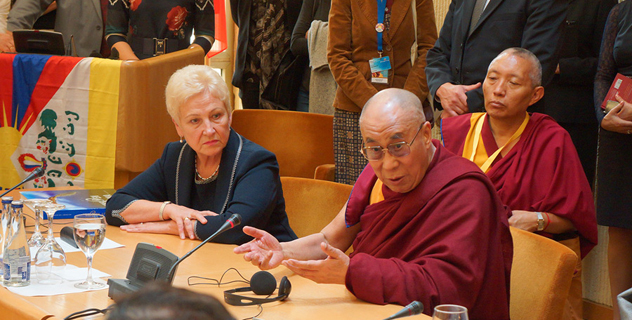 Его Святейшество Далай-лама посетил парламент Литвы и мэрию Вильнюса