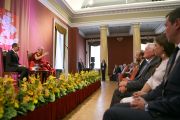 Его Святейшество Далай-лама выступает в мэрии Вильнюса. Вильнюс, Литва. 12 сентября 2013 г. Фото: Игорь Янчеглов (фонд "Сохраним Тибет")