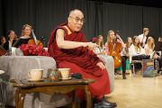 Его Святейшество Далай-лама выступает перед студентами в IGS Hanover. 18 сентября 2013 г. Фото: Джереми Рассел (ОЕСДЛ)