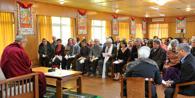 Его Святейшество Далай-лама встретился с врачами из Франции