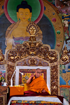 В монастыре Сера Чже начались учения Далай-ламы по ламриму
