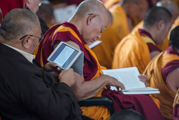 В монастыре Сера Чже прошел девятый день учений Далай-ламы по ламриму