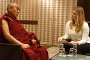 Его Святейшество Далай-лама дает интервью для журнала "Тайм". Вашингтон, округ Колумбия, США. 19 февраля 2014 г. Фото: Джереми Рассел (офис ЕСДЛ)
