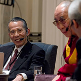 В Киото завершилась двухдневная встреча с участием Далай-ламы, посвященная вопросам работы ума