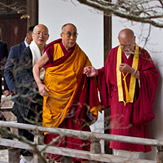 Далай-лама совершил паломничество в главный храм японской буддийской школы сингон