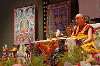 В Коясане Далай-лама даровал посвящение Вайрочаны-абхисамбодхи