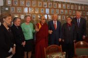 Дээрхийн Гэгээнтэн Далай Лам Нобелийн холбооны гишүүдийн хамт. Норвеги, Осло. 2014.05.07. Зургийг Жерреми Рассел (ДЛО)