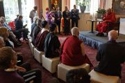 Его Святейшество Далай-лама встречается с представителями групп поддержки Тибета. Роттердам, Голландия. 12 мая 2014 г. Фото: Джереми Рассел (офис ЕСДЛ)