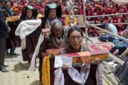 Заключительный день учений Его Святейшества Далай-ламы в Падуме. Молебен о долголетии Его Святейшества. Занскар, штат Джамму и Кашмир, Индия. Фото: Тензин Чойджор (офис ЕСДЛ)