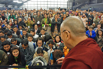 В Ванкувере Далай-лама провел учения по сочинению «Восемь строф о преобразовании ума» и даровал посвящение Авалокитешвары