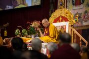 Его Святейшество Далай-лама дарует посвящение Авалокитешвары. Ванкувер, Канада. 23 октября 2014 г. Фото: Джереми Рассел (офис ЕСДЛ)