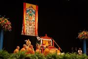 Его Святейшество Далай-лама дарует буддийские учения в бостонском центре изобразительных искусств. 30 октября 2014 г. Бостон, штат Массачусетс, США. Фото: Джереми Рассел (офис ЕСДЛ)