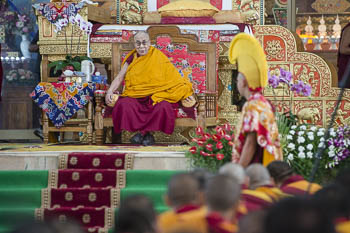Далай-лама прибыл в монастырь Ганден Джангце