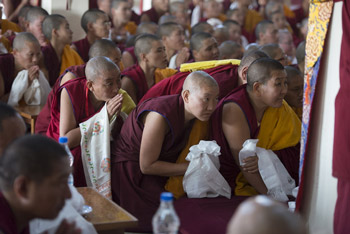 Последний день учений Далай-ламы по ламриму в монастыре Ганден Джангце