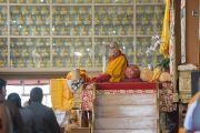Первый день учений Его Святейшества Далай-ламы по 18 коренным текстам и комментариям традиции Ламрим в монастыре Ганден Джангце. Мундгод, Индия. 23 декабря 2014 г. Фото: Тензин Чойджор (офис ЕСДЛ)