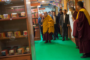 Далай-лама прибыл в монастырь Палпунг Шераблинг
